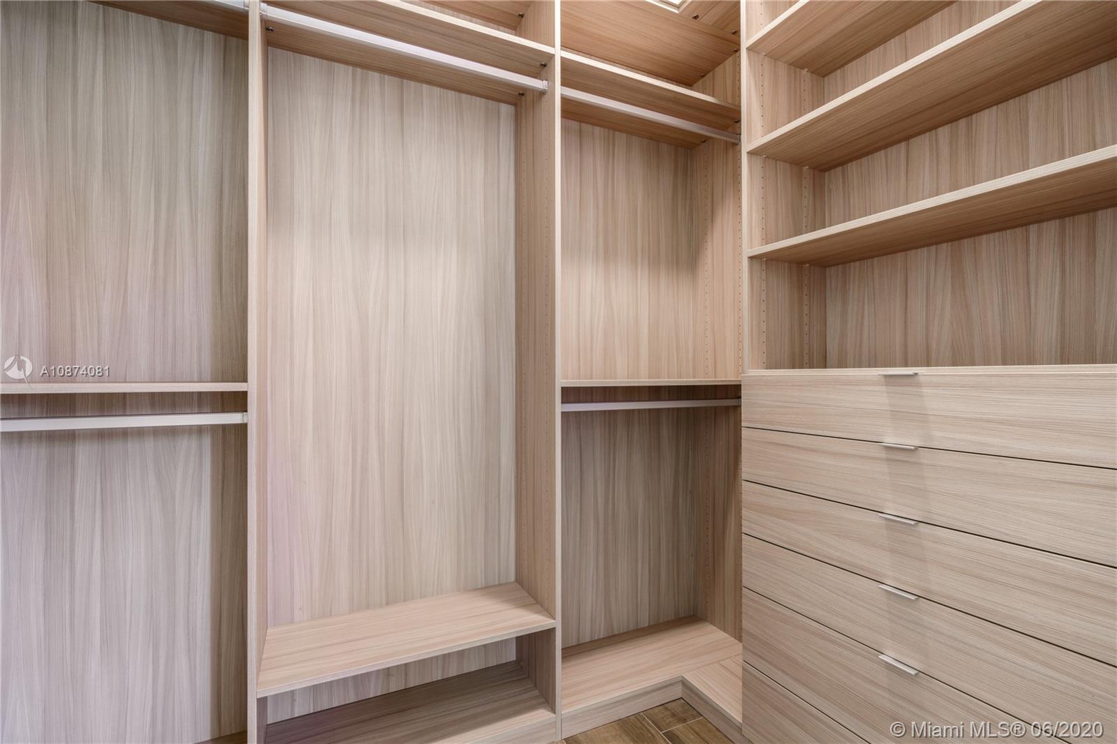 COLLINS ACRES - Residential