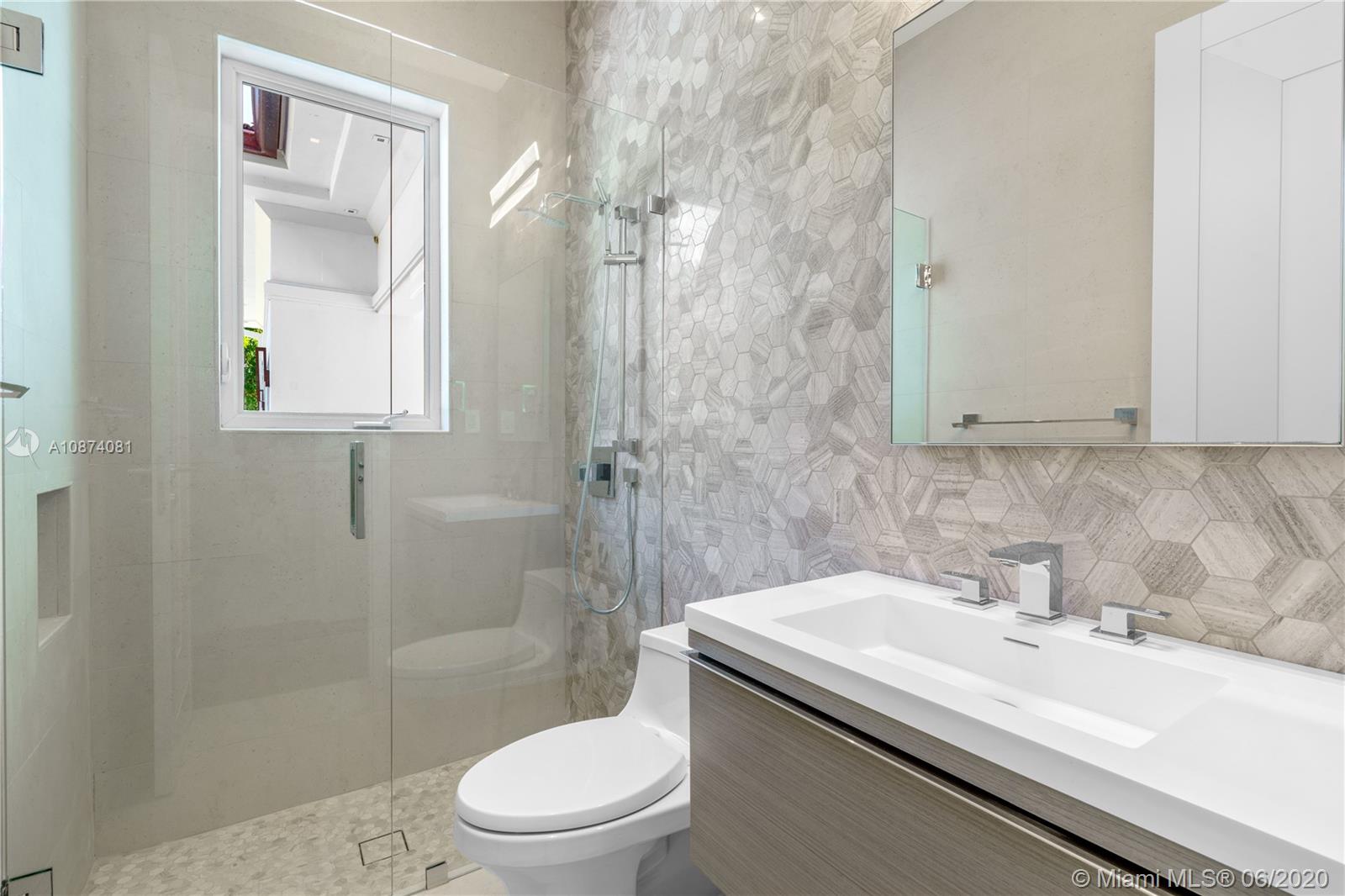 COLLINS ACRES - Residential