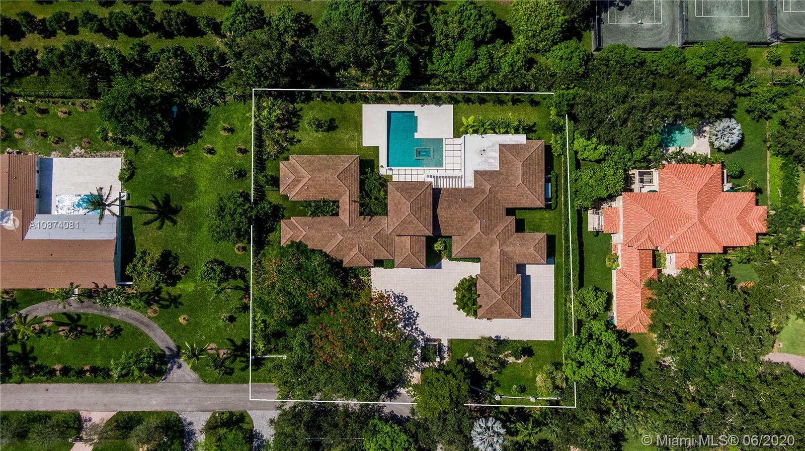 COLLINS ACRES - Residential