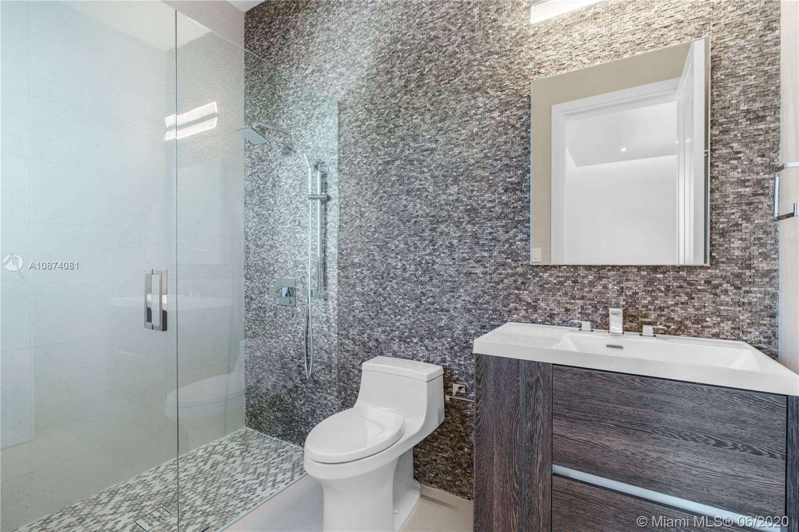 COLLINS ACRES - Residential