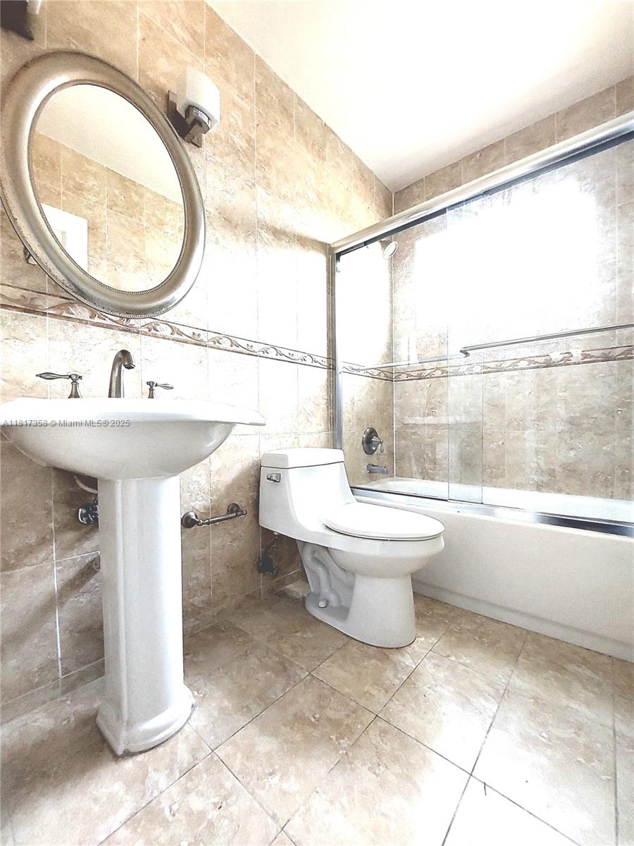 110 Royal Palm Rd 309