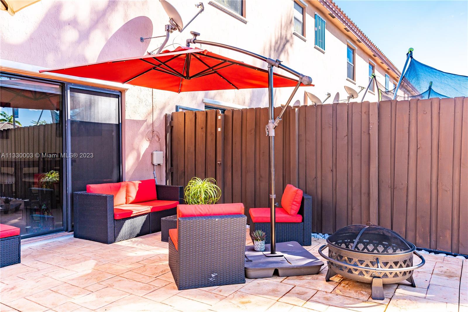 BAYWINDS OF GALAPAGOS FIR - Residential