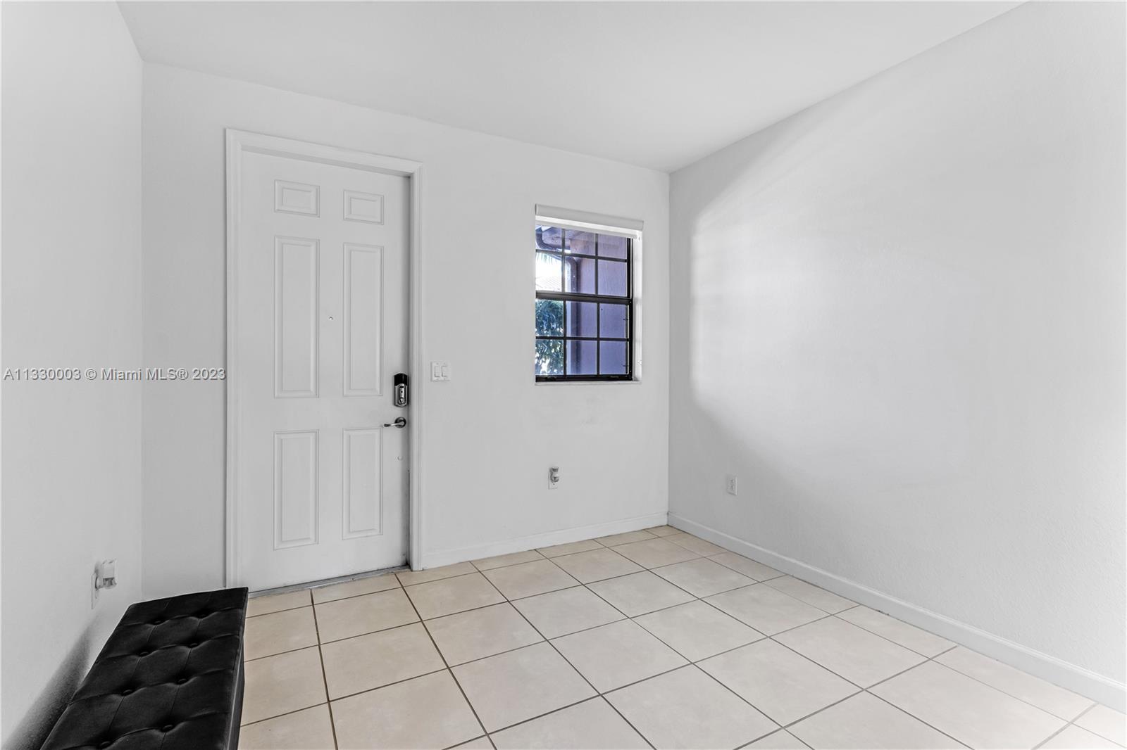 BAYWINDS OF GALAPAGOS FIR - Residential