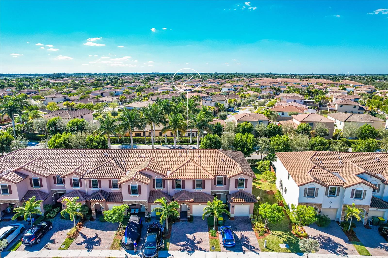 BAYWINDS OF GALAPAGOS FIR - Residential