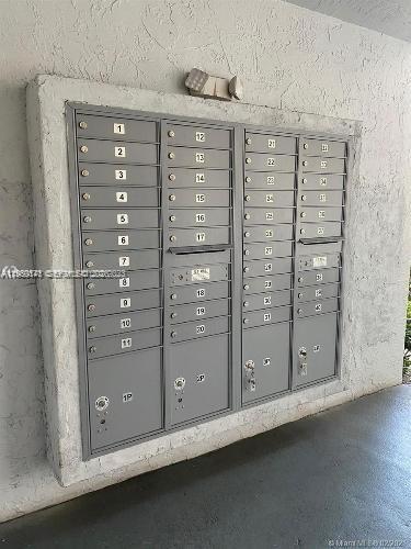 LAKESHORE AT UNIVERSITY P - Residential Lease