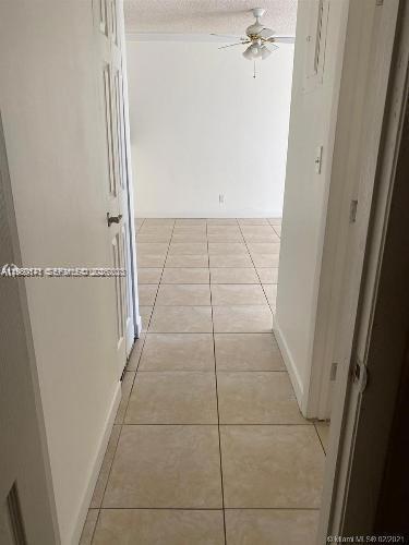 LAKESHORE AT UNIVERSITY P - Residential Lease