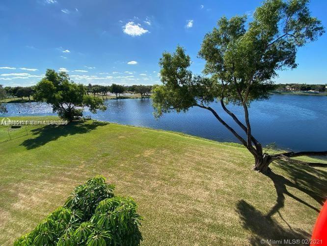 LAKESHORE AT UNIVERSITY P - Residential Lease