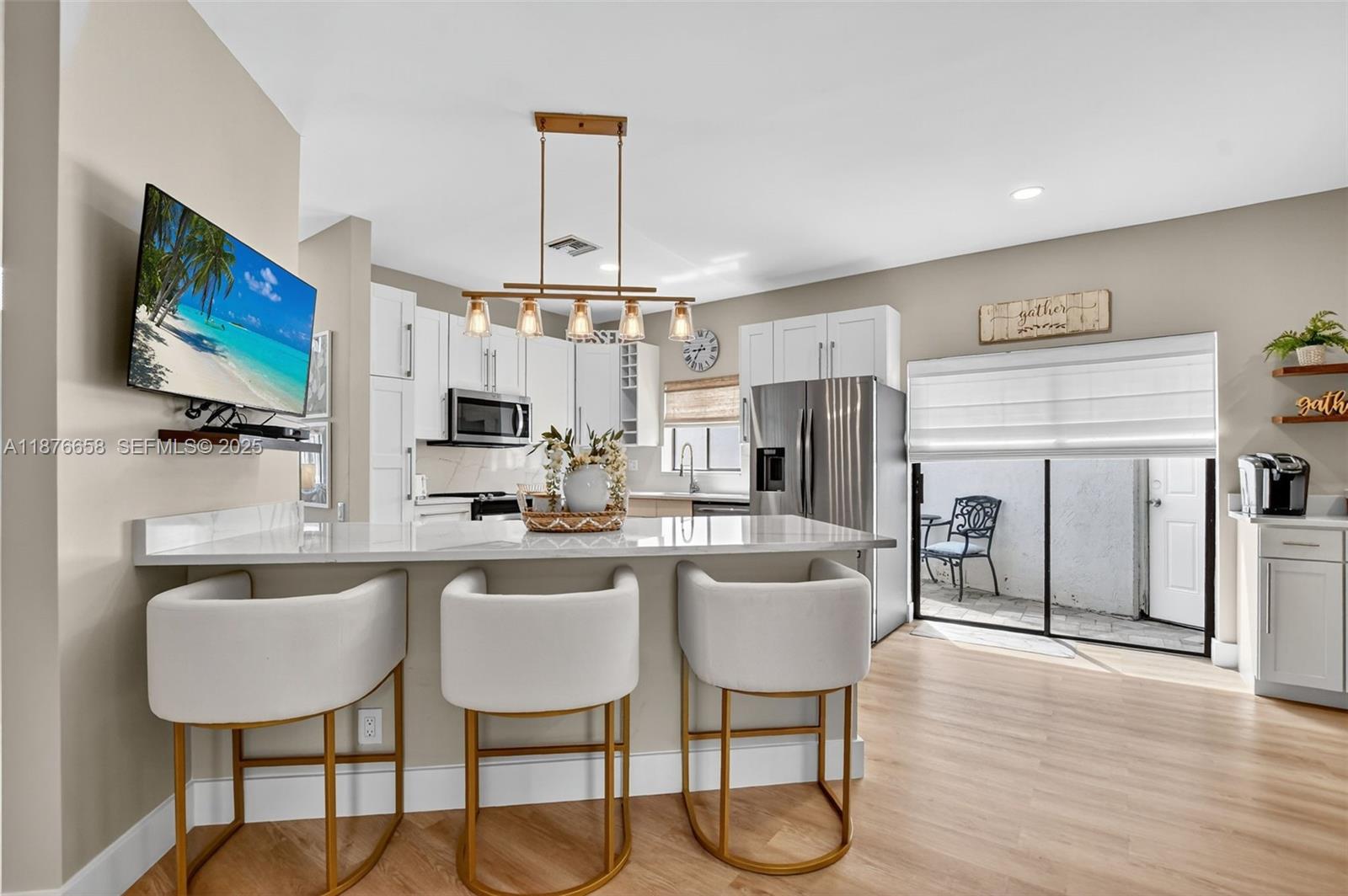 WIMBLEDON VILLAS OF VIA V - Residential