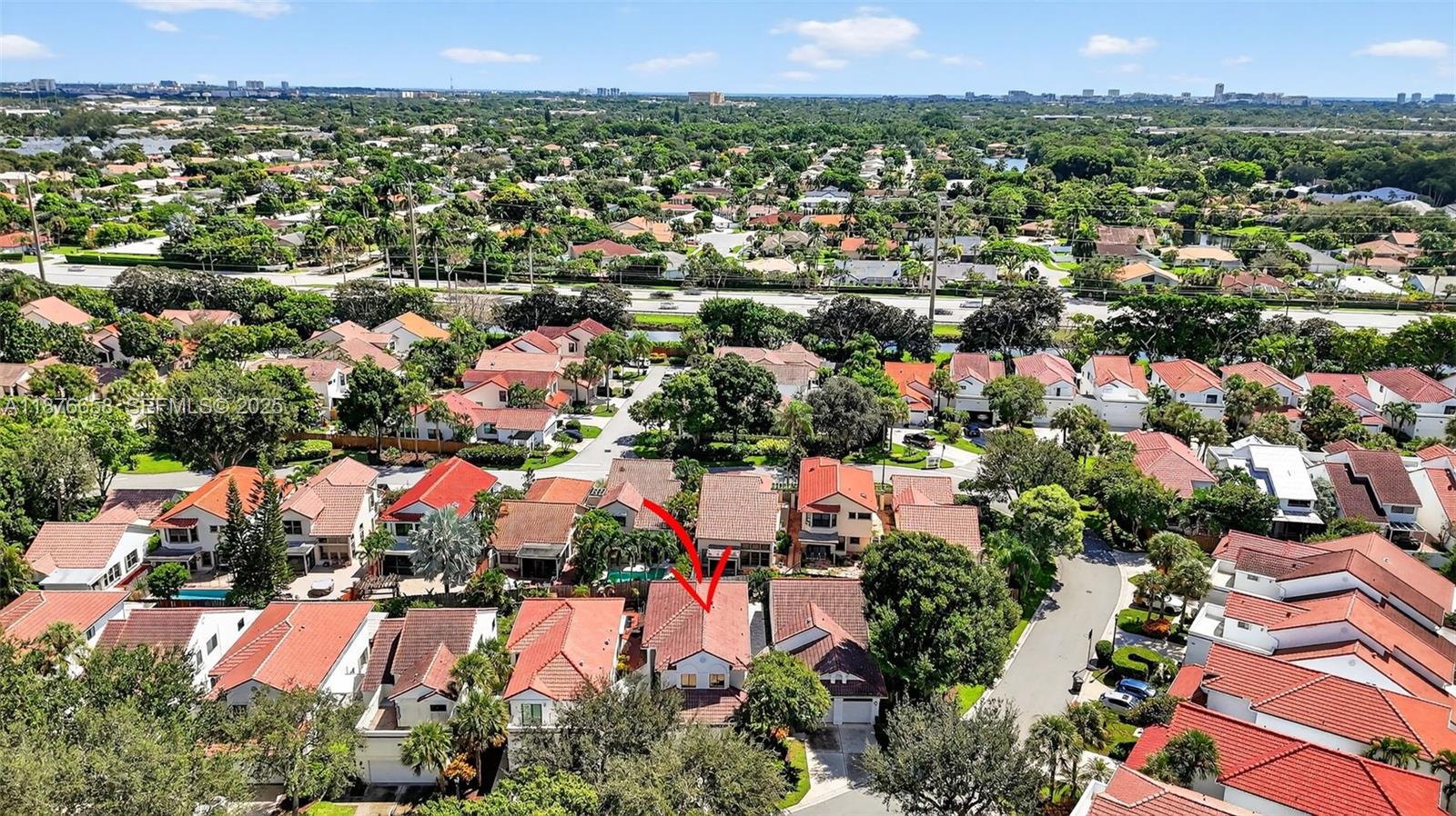 WIMBLEDON VILLAS OF VIA V - Residential