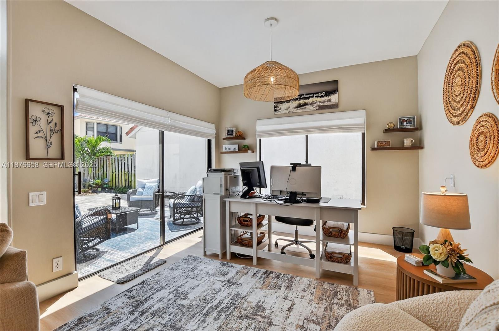 WIMBLEDON VILLAS OF VIA V - Residential