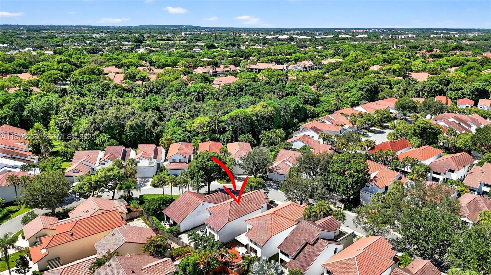 WIMBLEDON VILLAS OF VIA V - Residential