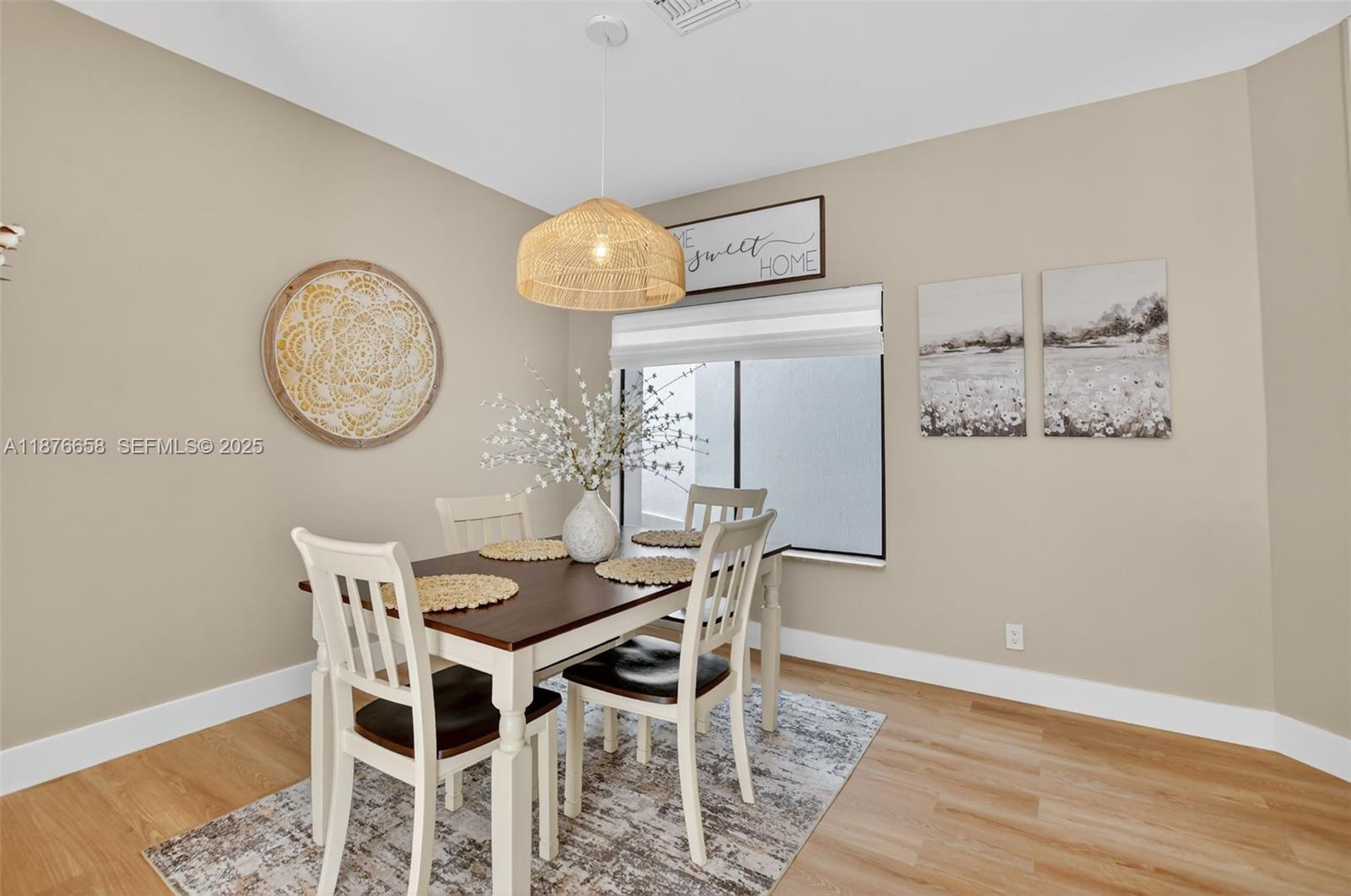 WIMBLEDON VILLAS OF VIA V - Residential