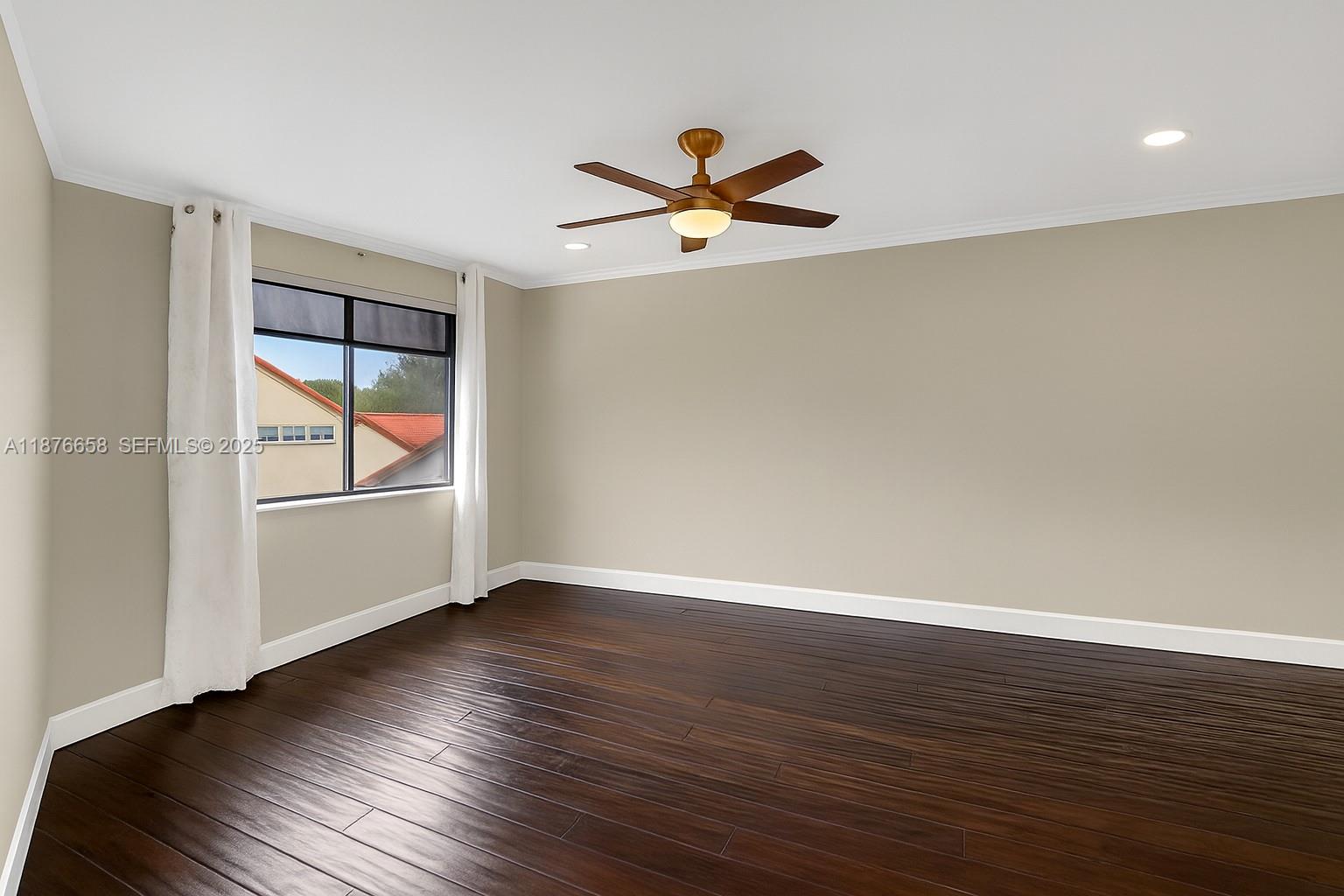 WIMBLEDON VILLAS OF VIA V - Residential