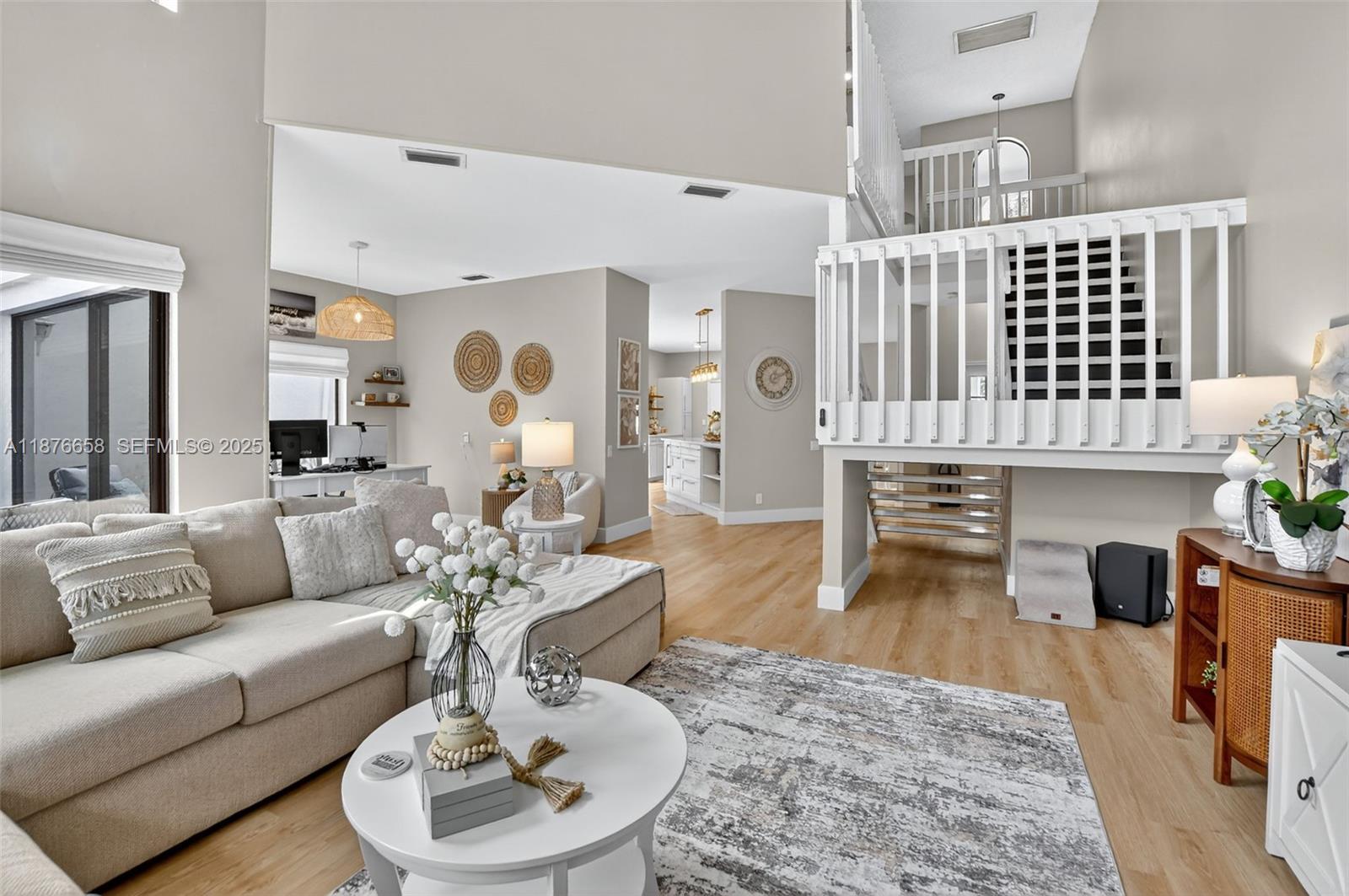 WIMBLEDON VILLAS OF VIA V - Residential