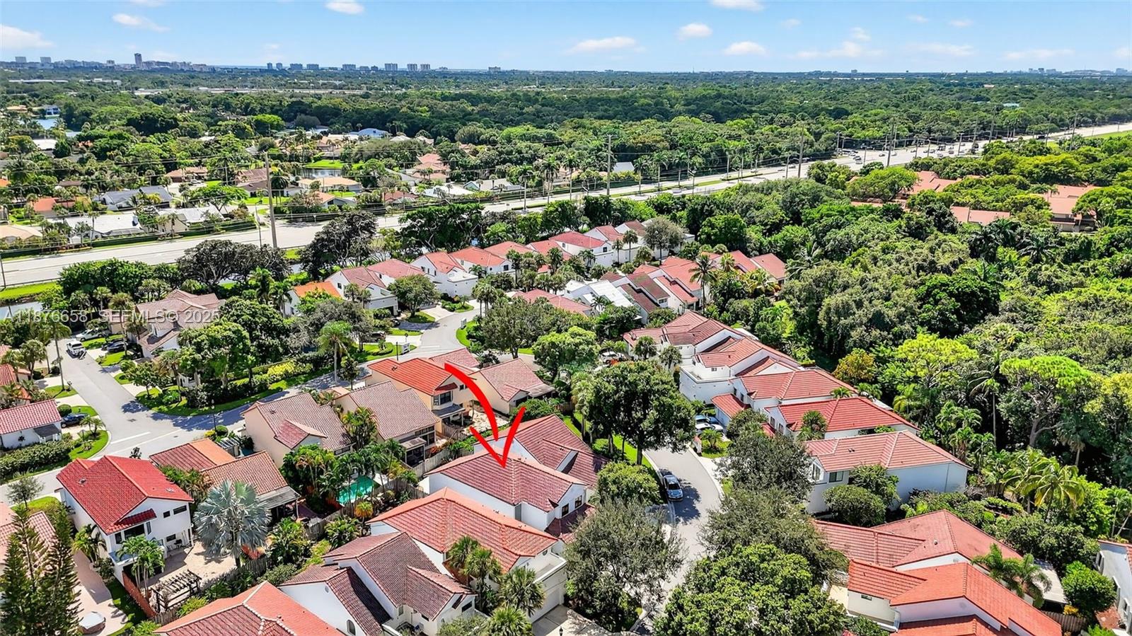 WIMBLEDON VILLAS OF VIA V - Residential