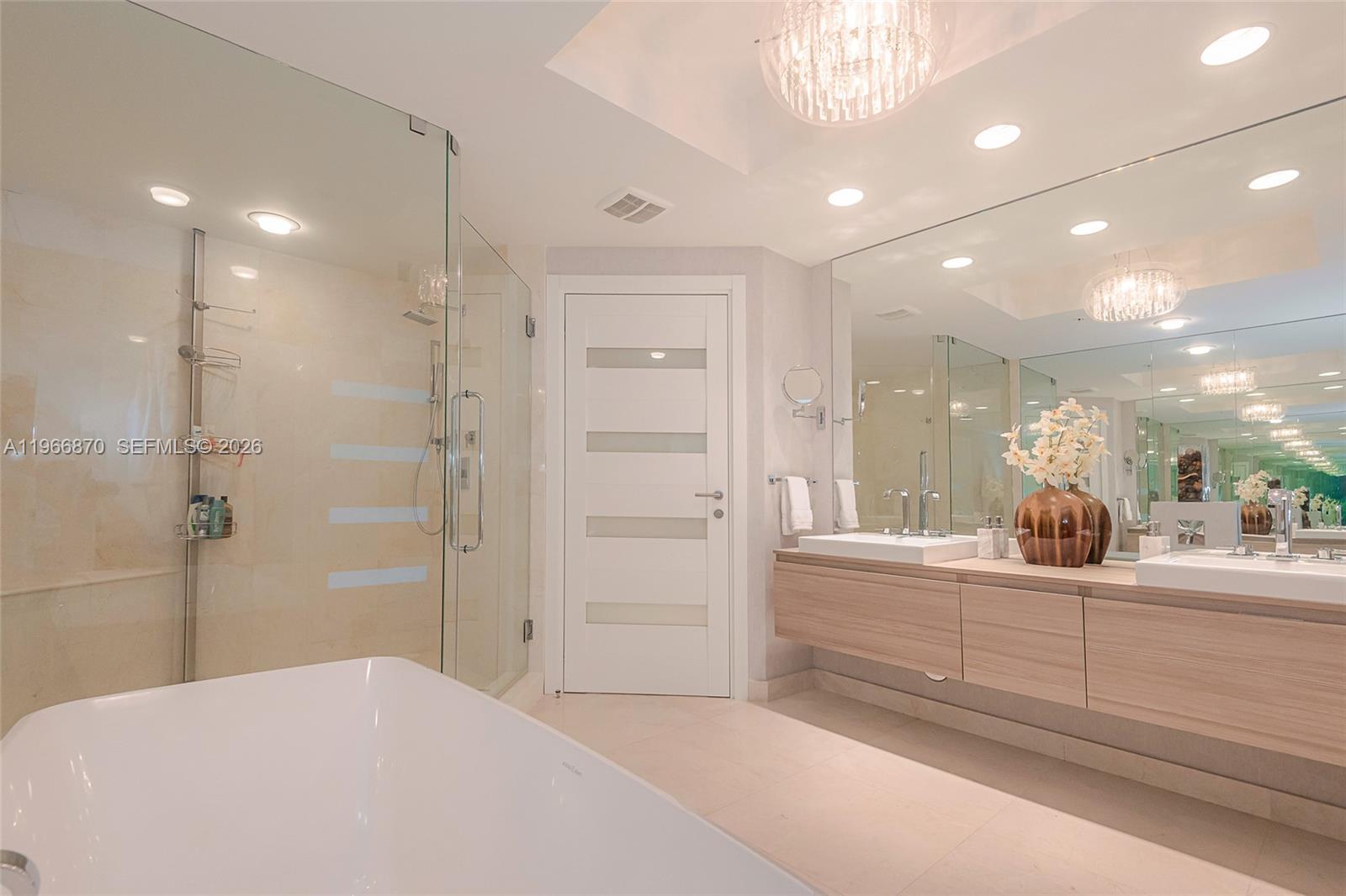 MARINA PALMS RESIDENCES N - Residential