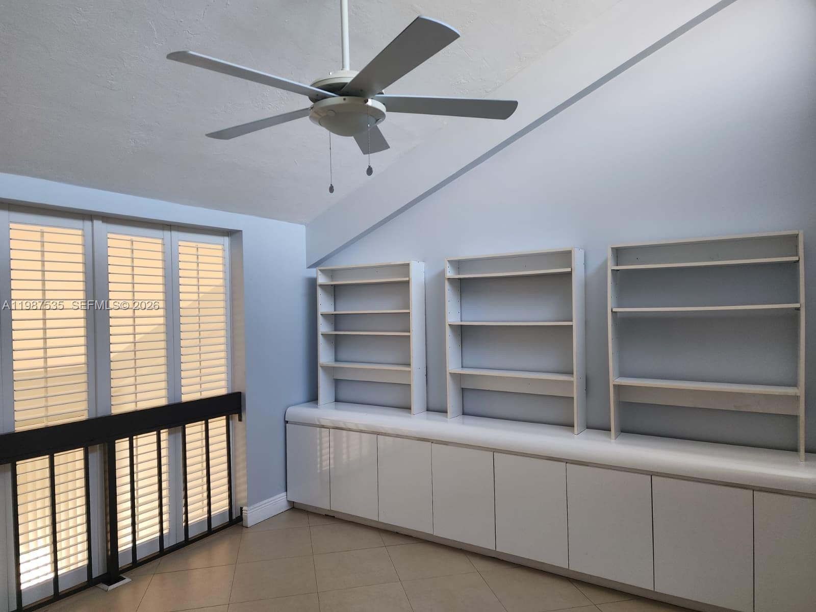 VILLAGE TOWNHOUSES - Residential Lease