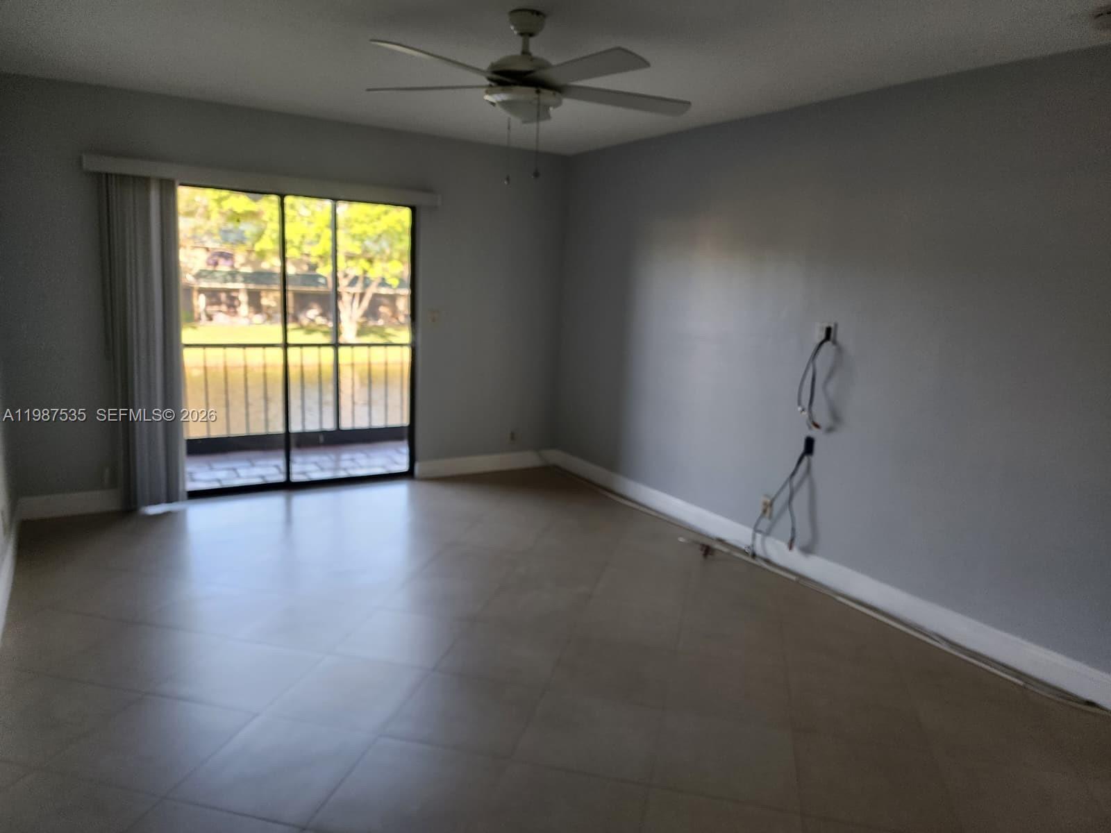 VILLAGE TOWNHOUSES - Residential Lease