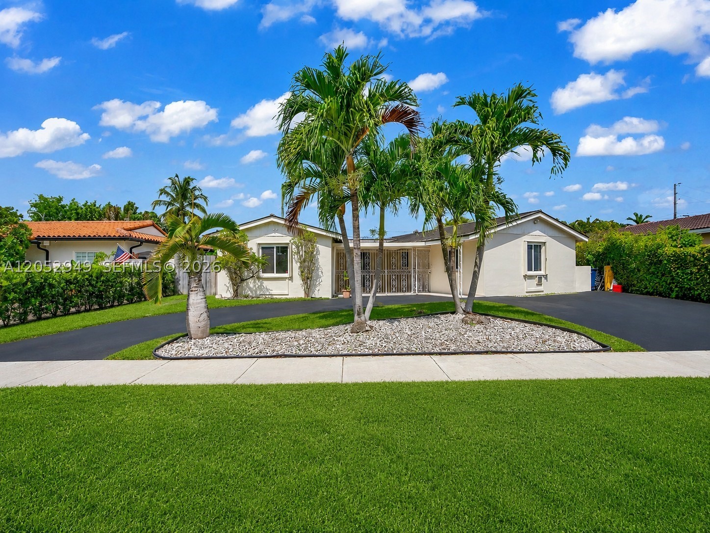 Photo 1 of 32 — 1430 SW 102nd Ct 1430, Miami, FL 33174