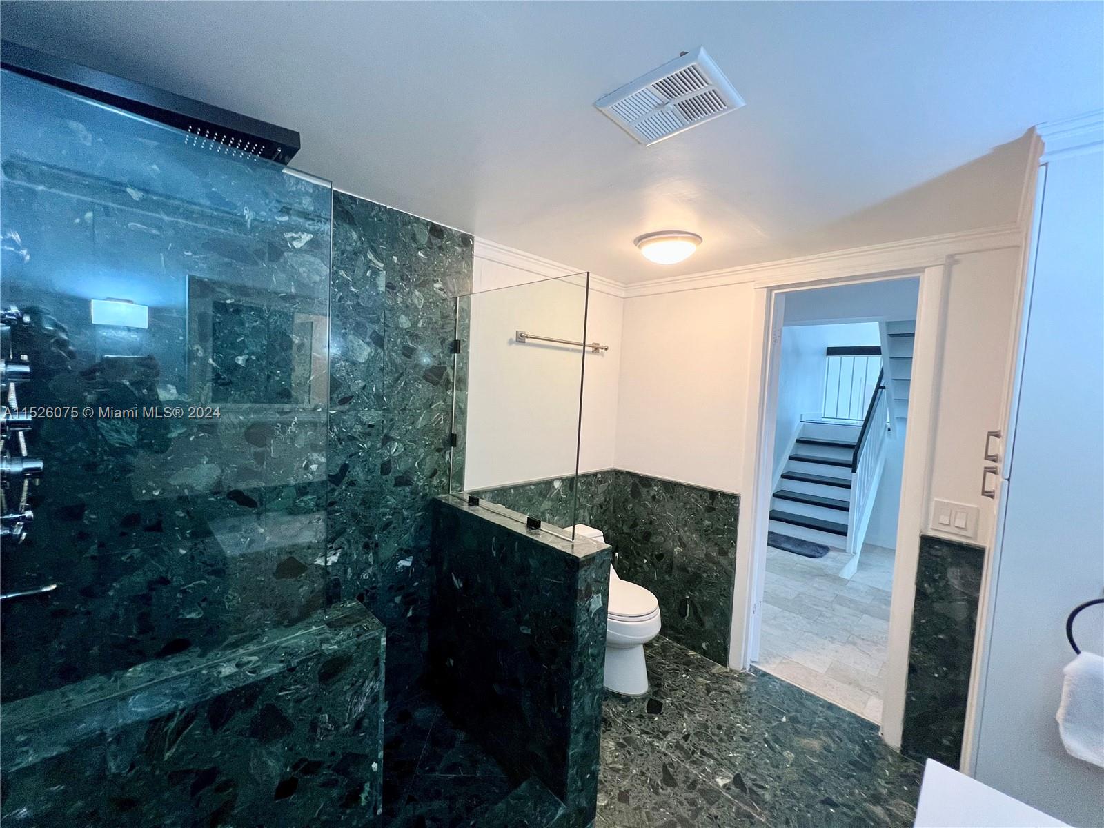 EASTERN SHORES - Residential Lease