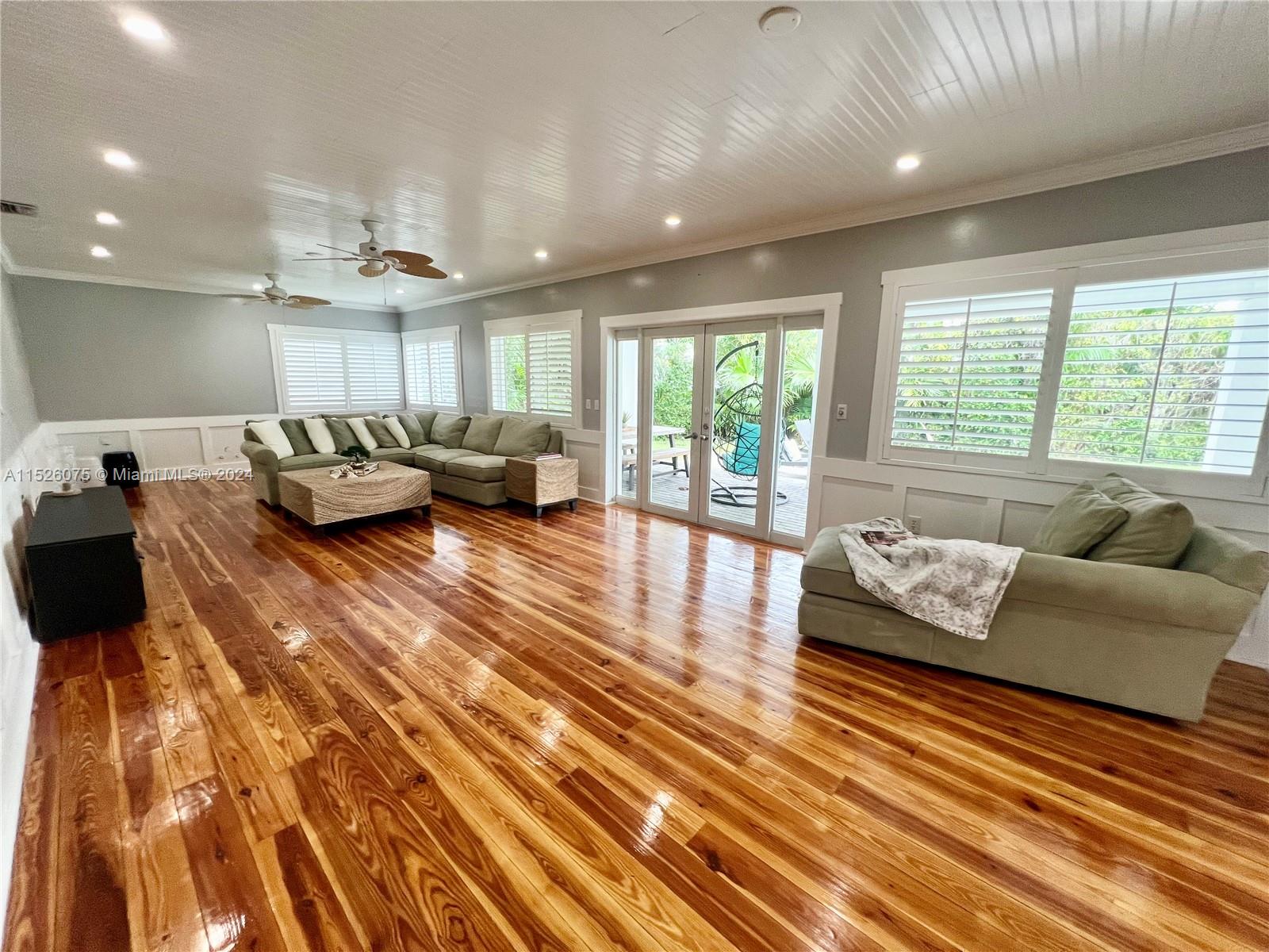 EASTERN SHORES - Residential Lease