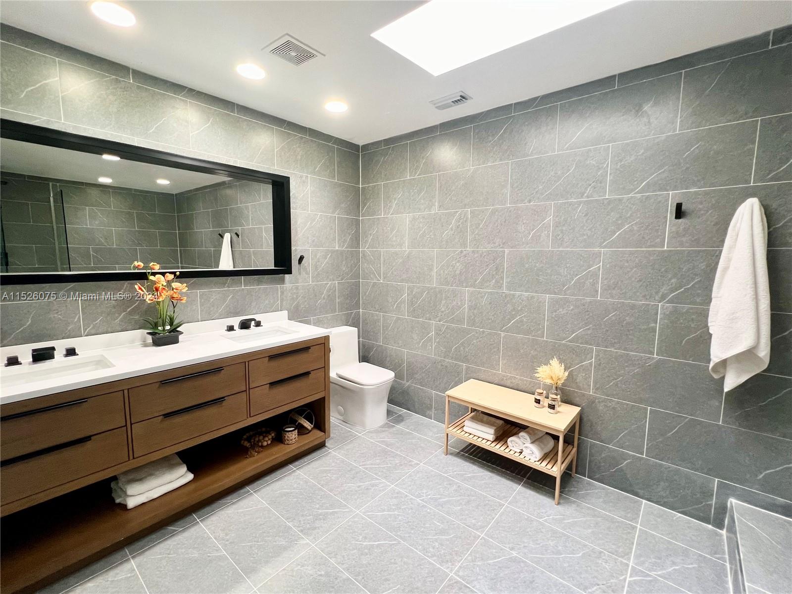 EASTERN SHORES - Residential Lease