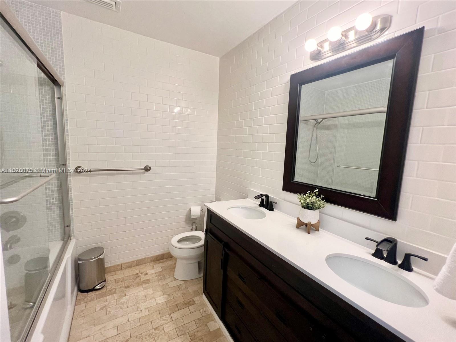 EASTERN SHORES - Residential Lease