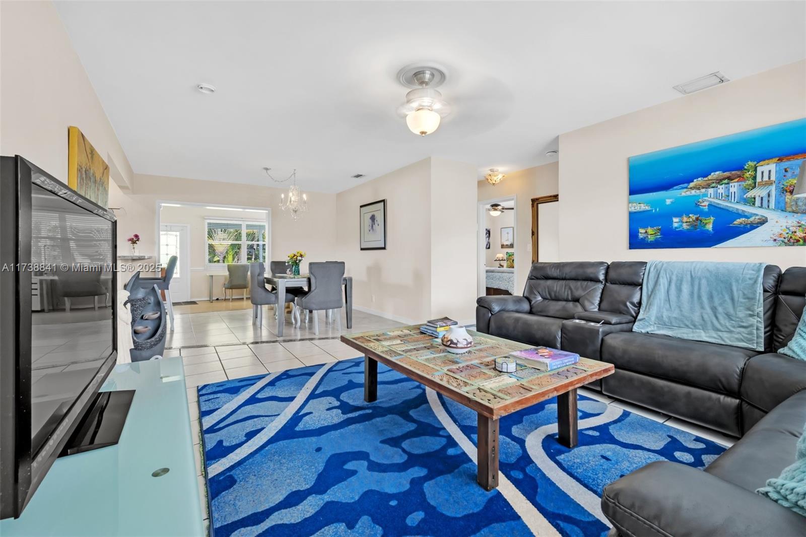 LLOYD ESTATES - Residential