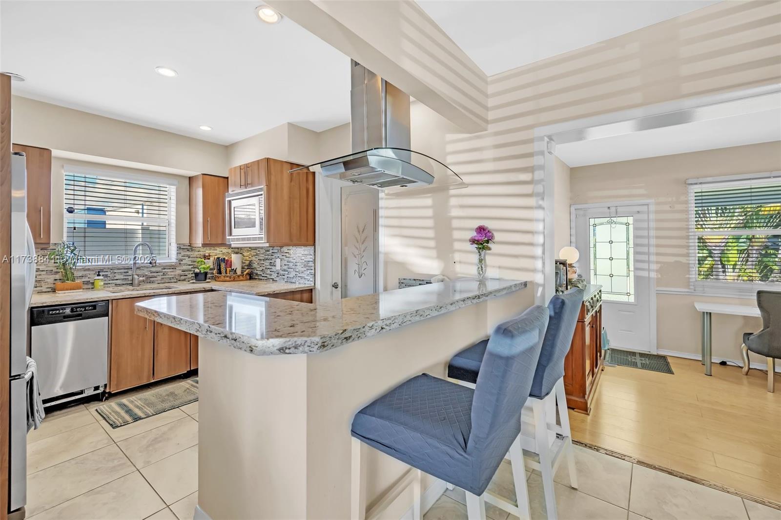 LLOYD ESTATES - Residential
