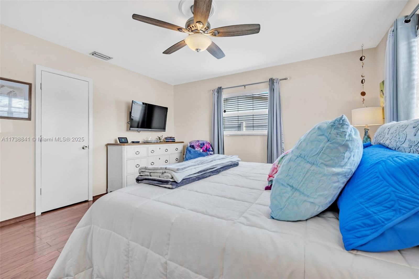 LLOYD ESTATES - Residential