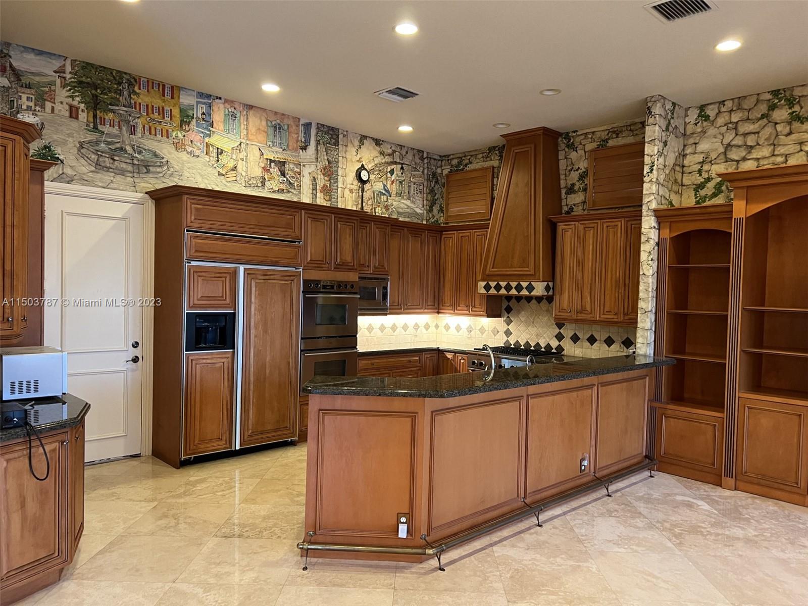 CORAL KEY VILLAS 6TH SEC - Residential