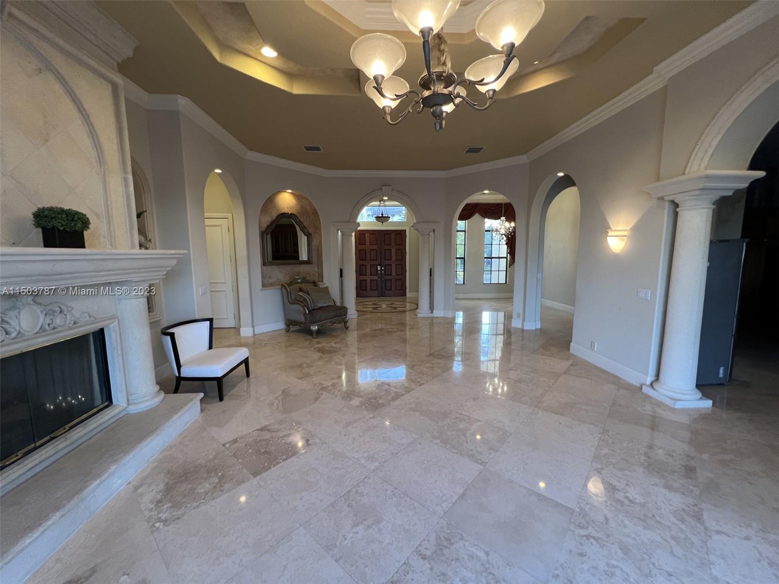 CORAL KEY VILLAS 6TH SEC - Residential