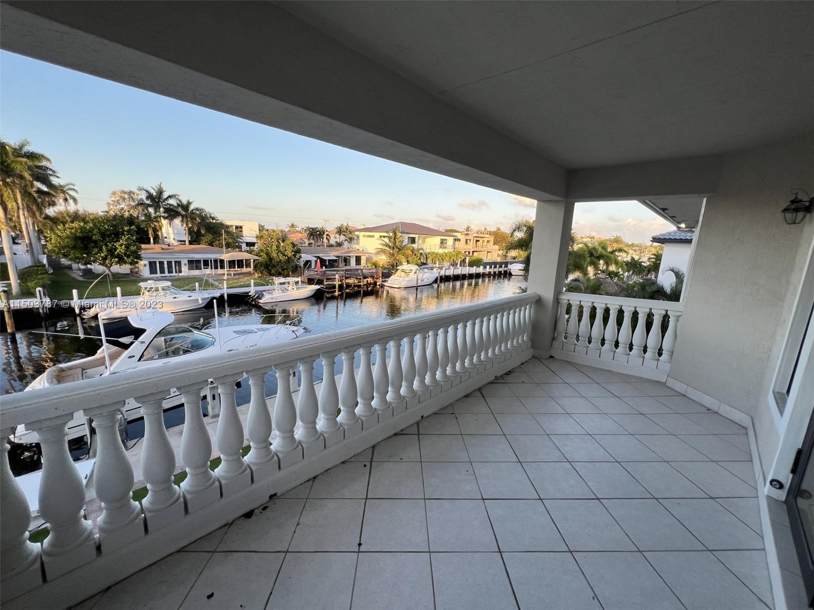 CORAL KEY VILLAS 6TH SEC - Residential