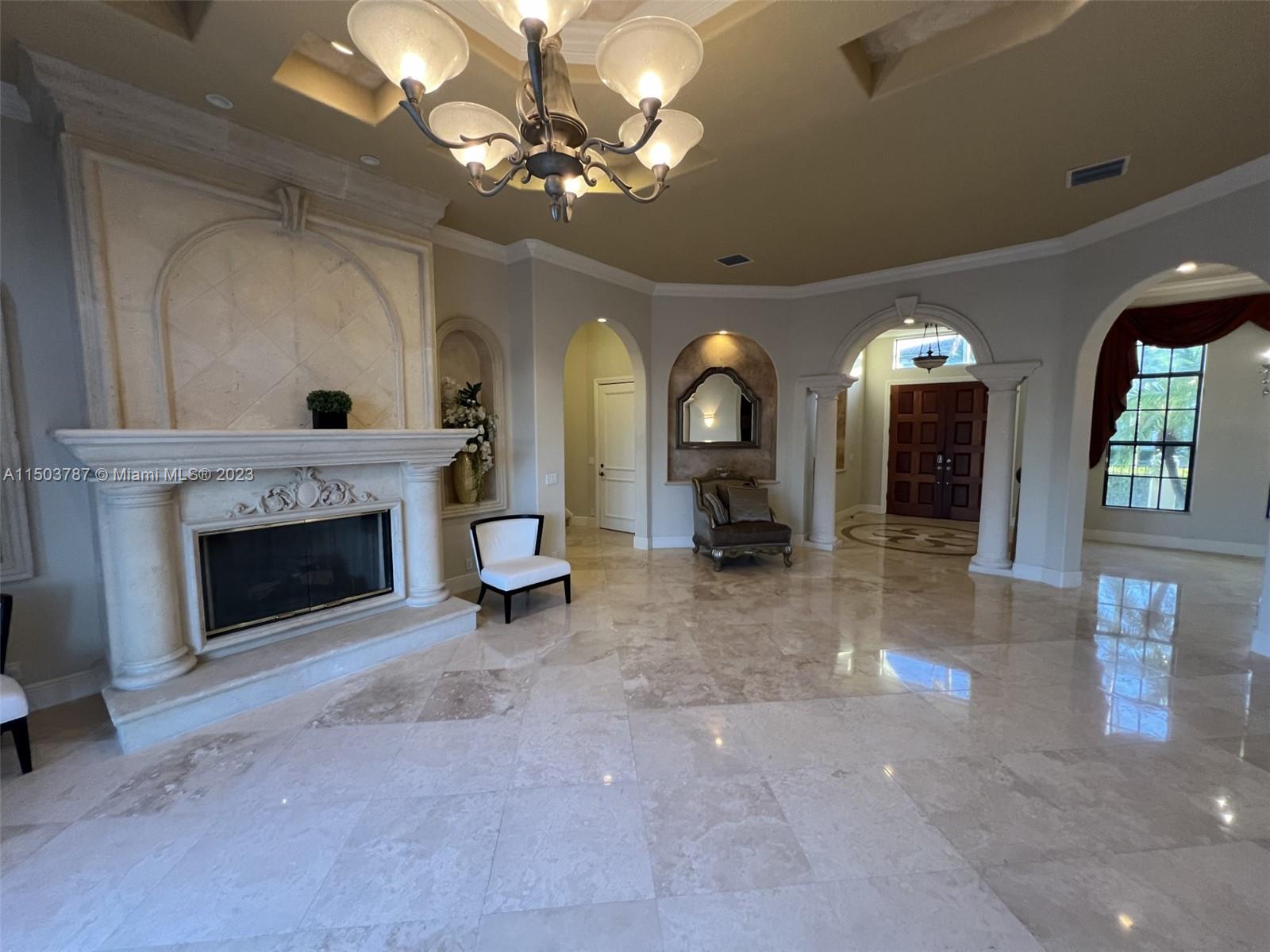 CORAL KEY VILLAS 6TH SEC - Residential