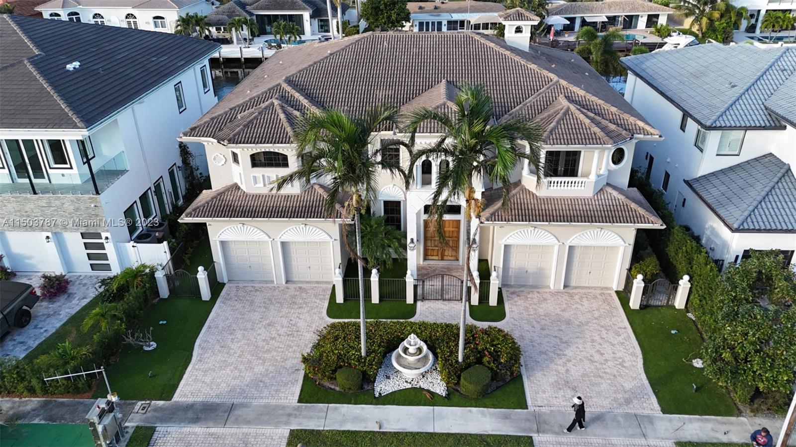 CORAL KEY VILLAS 6TH SEC - Residential