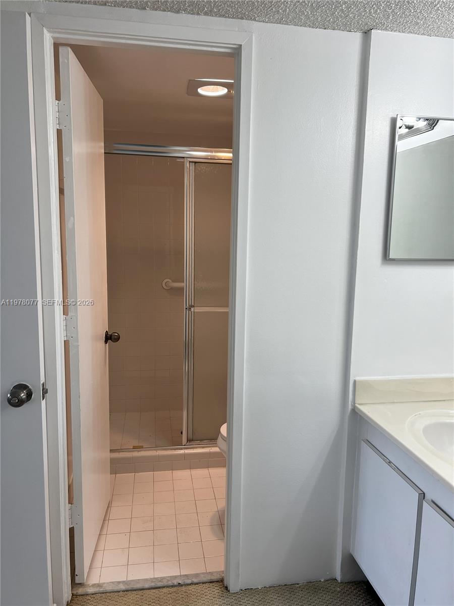 FLAMENCO CONDO TOWER I - Residential