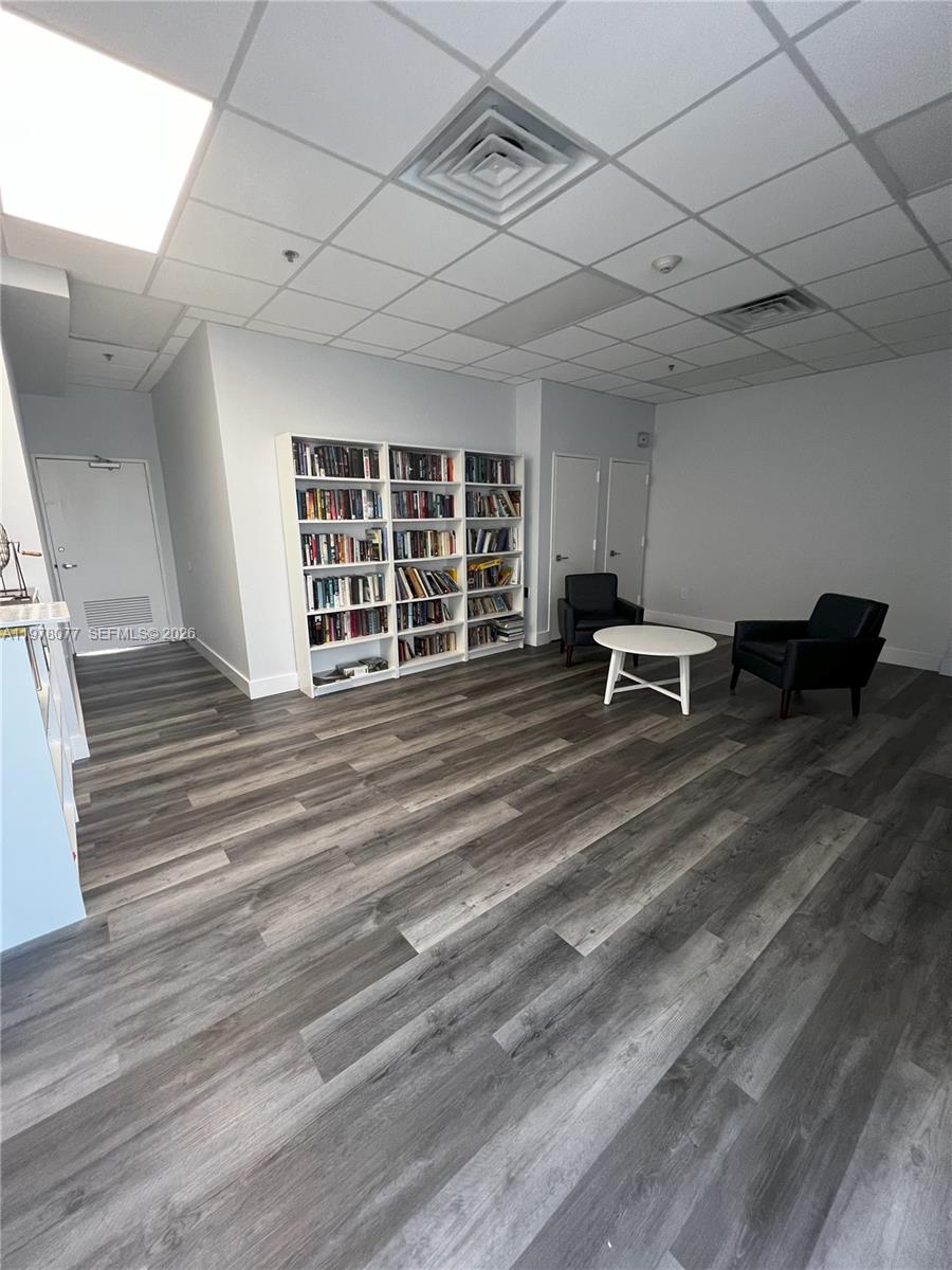 FLAMENCO CONDO TOWER I - Residential