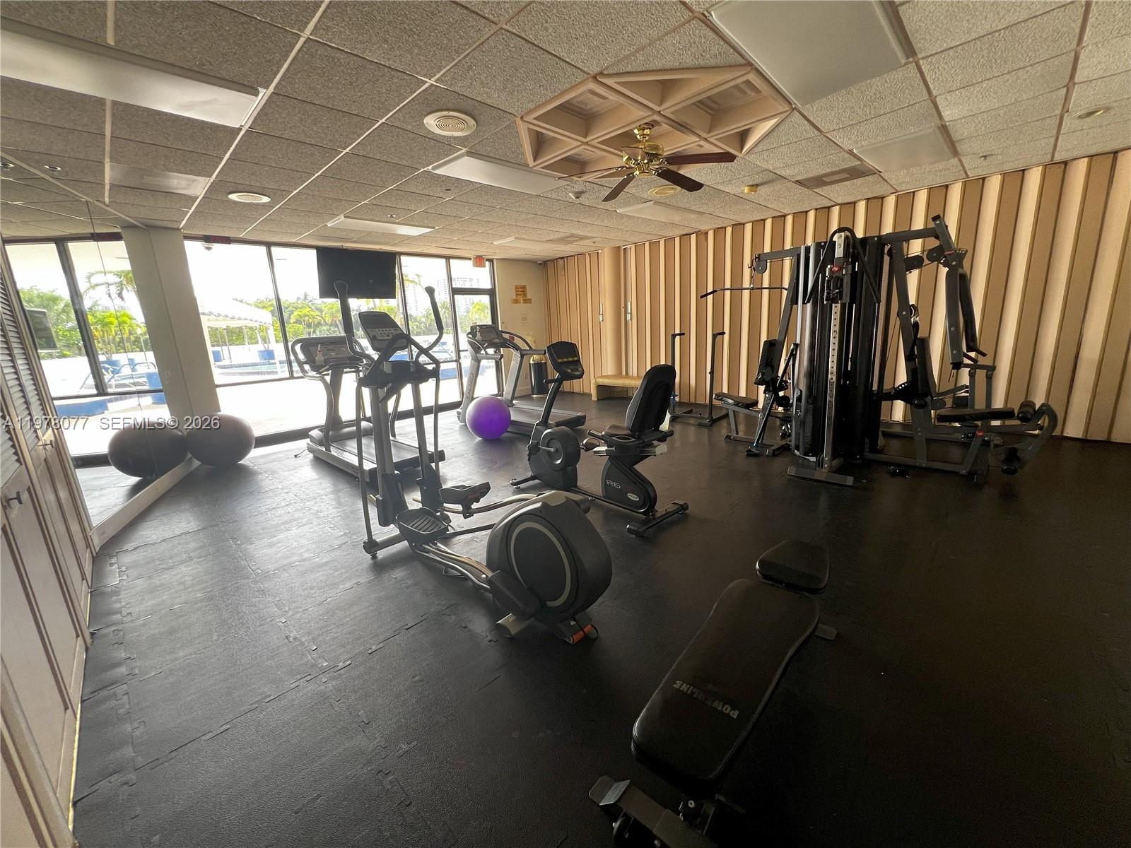 FLAMENCO CONDO TOWER I - Residential