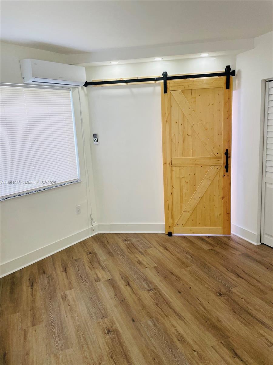 SKY LAKE GARDENS NO 4 CON - Residential