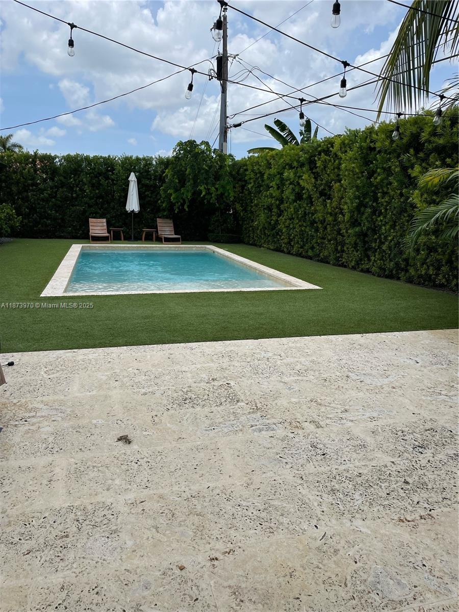 DAN-MAR HEIGHTS - Residential