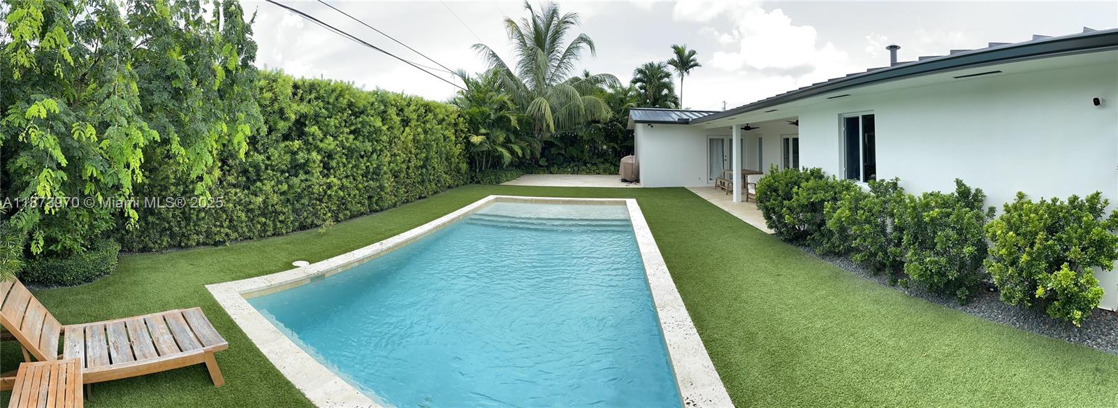 DAN-MAR HEIGHTS - Residential