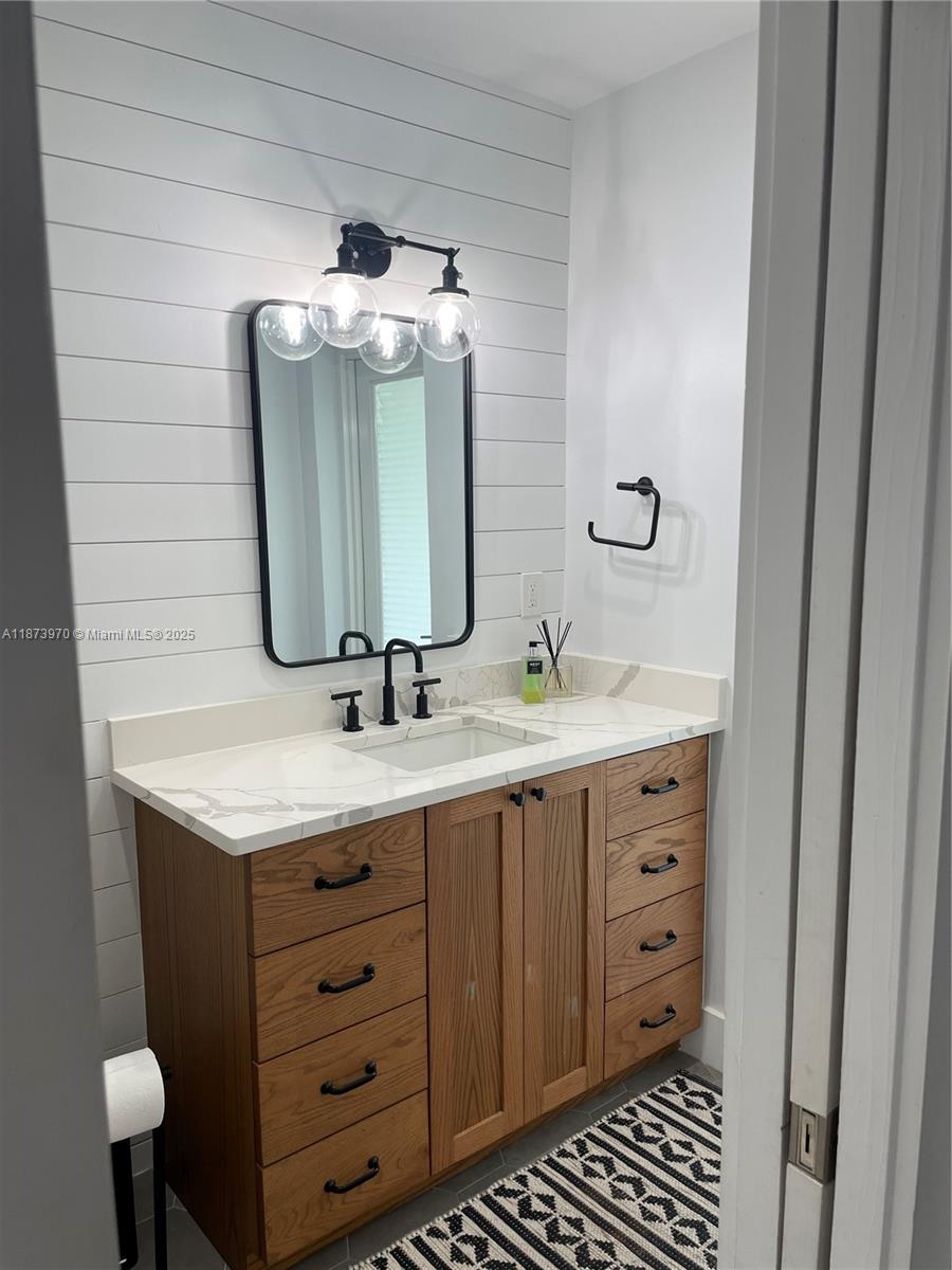 DAN-MAR HEIGHTS - Residential