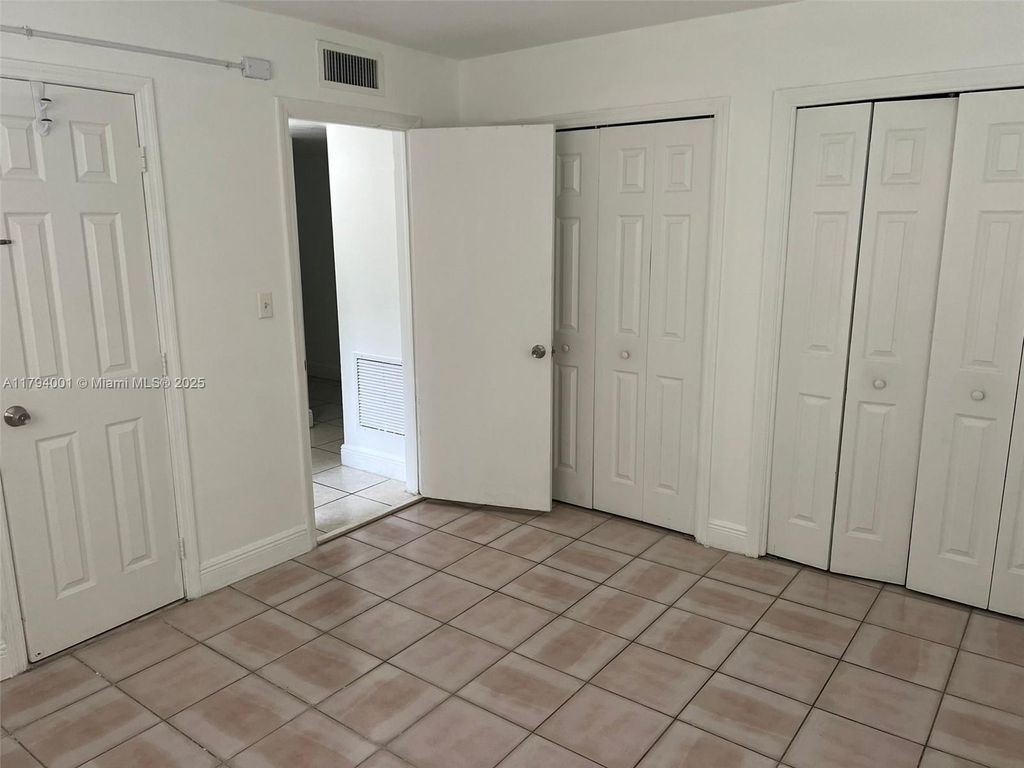 Photo of 9203 NW 38th Dr #6, Coral Springs, FL 33065 (MLS # A11794001)