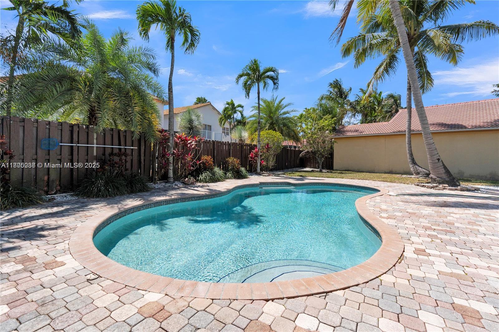 11012 NW 59th St