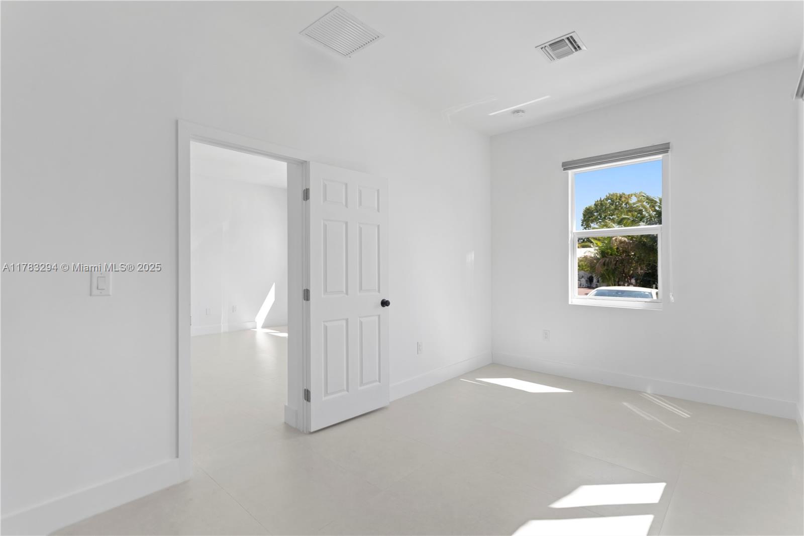 BROADVIEW PARK SEC 3 - Residential
