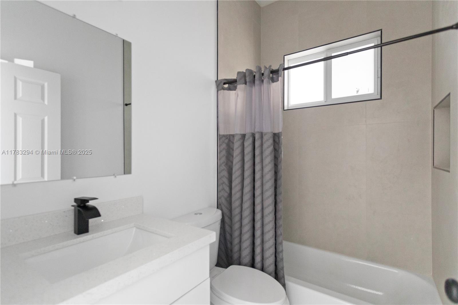 BROADVIEW PARK SEC 3 - Residential