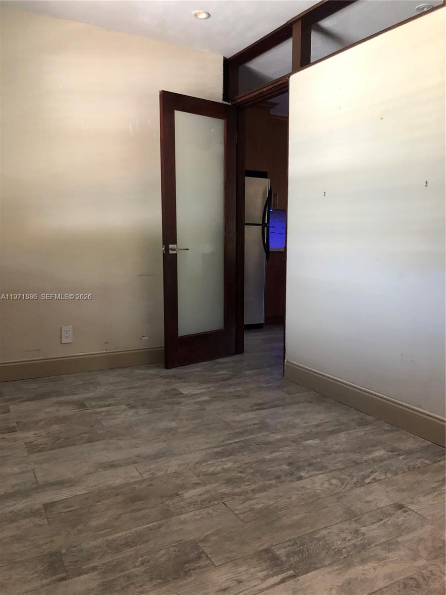 EL SOL AT MAIN STREET CON - Residential