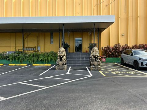 7355 NW 41st St Miami FL 33166