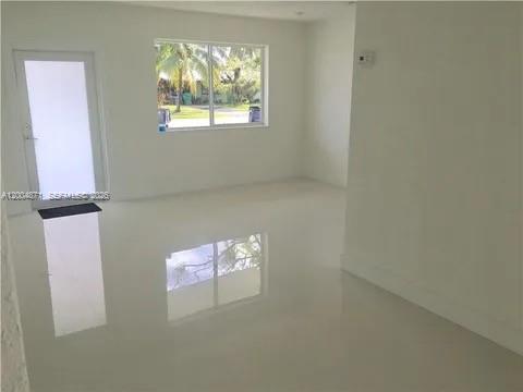 FAIRLAWN ESTS 1ST ADDN - Residential Lease