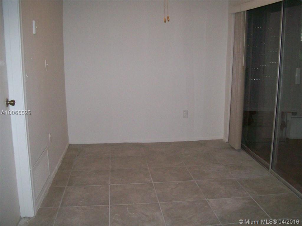 Sunrise Golf Village Sec - Residential